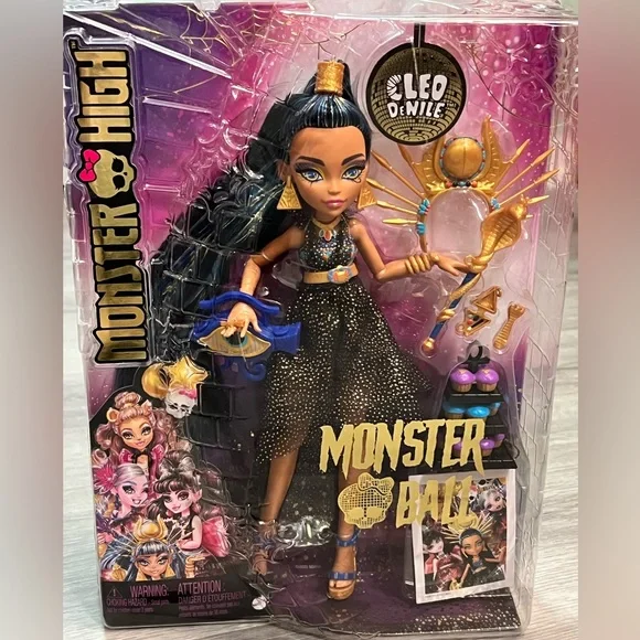 open lace back dress Monster High Cupid Asteria Scary Sweet Birthday Doll main image 1